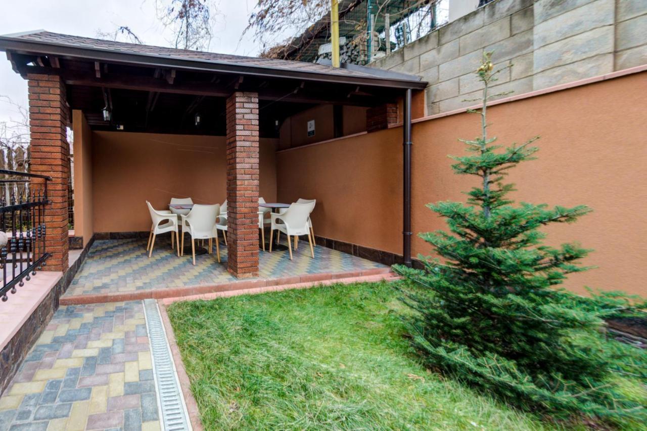 Catherine Hotel Chisinau Ngoại thất bức ảnh