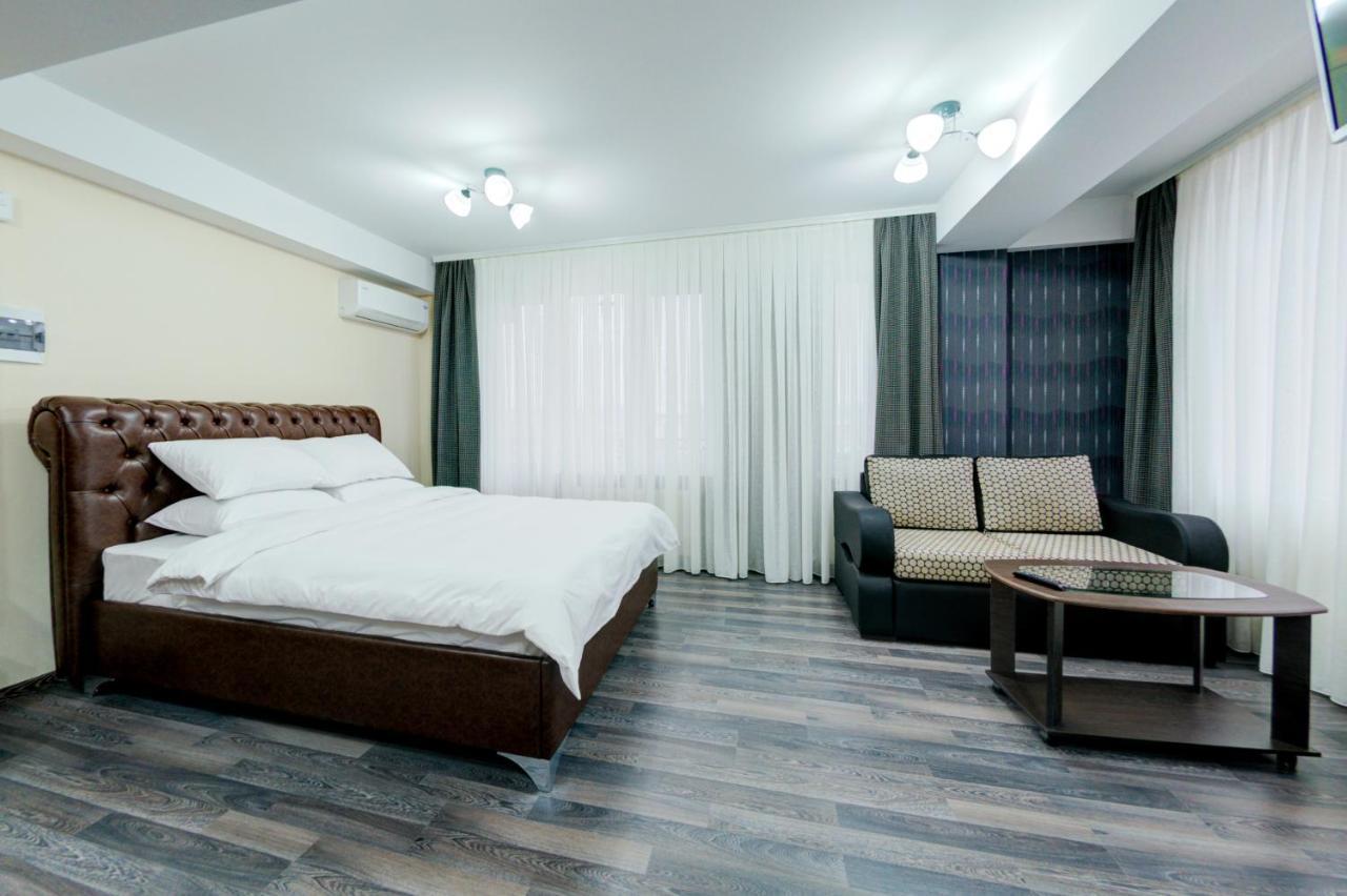 Catherine Hotel Chisinau Ngoại thất bức ảnh