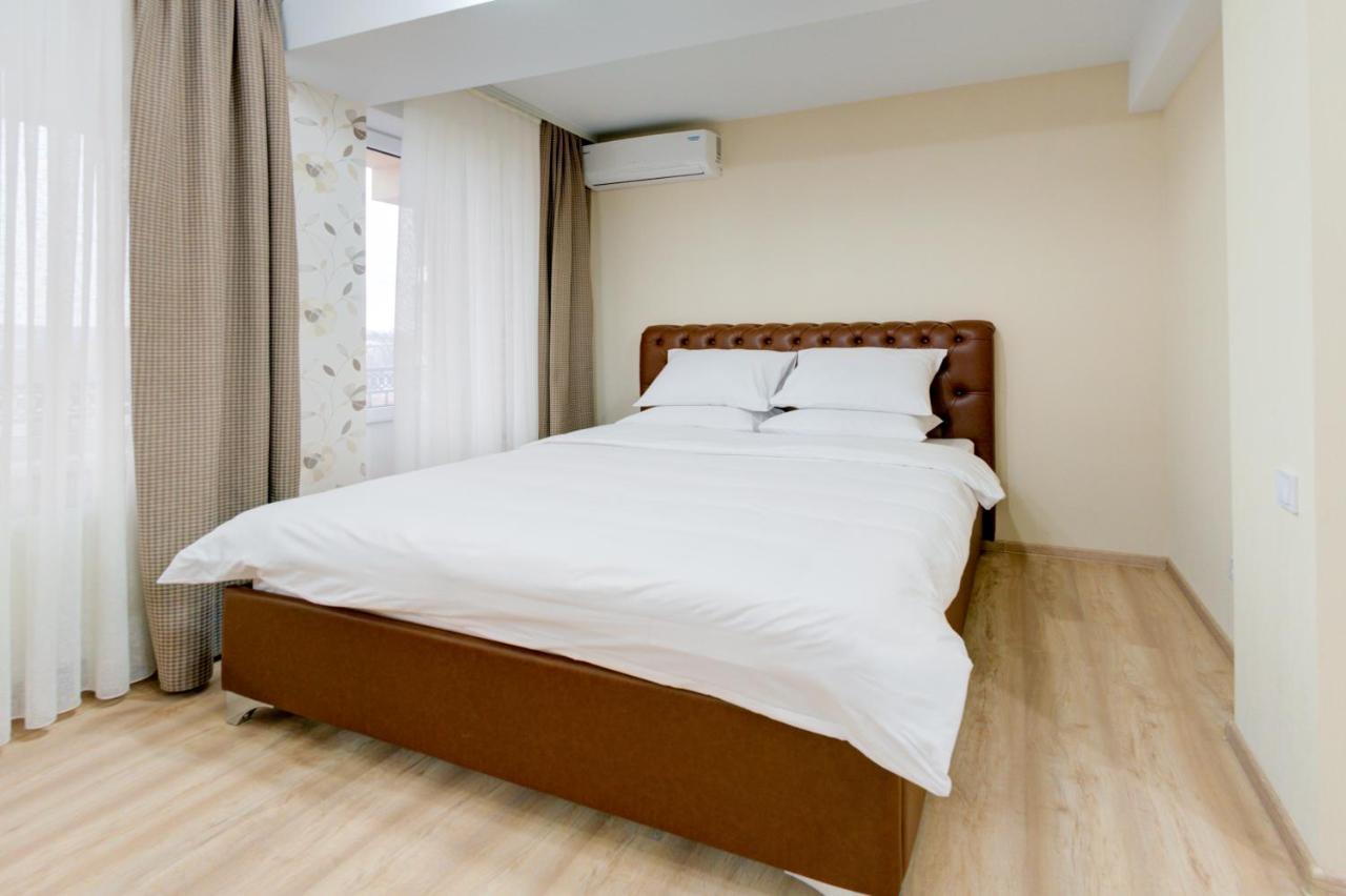 Catherine Hotel Chisinau Ngoại thất bức ảnh